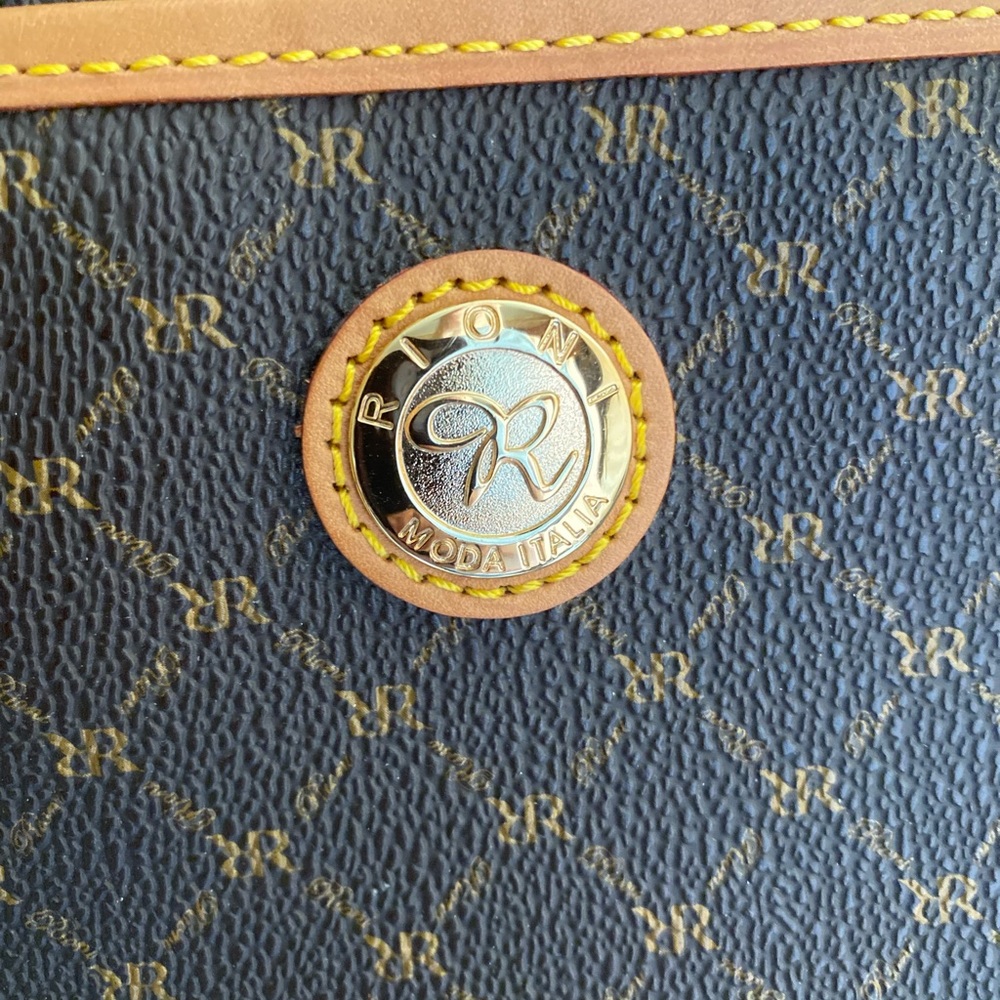 Laptop bag with interior pockets and small accessory bag